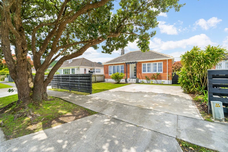 364 Cambridge Terrace, Naenae, Lower Hutt - Carousel 1