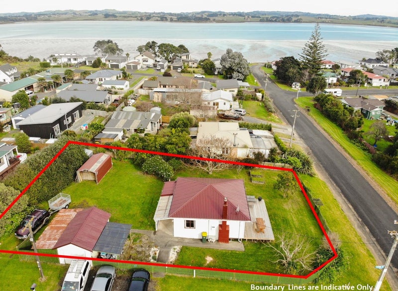 2 Second Avenue, Waiuku - Carousel 1
