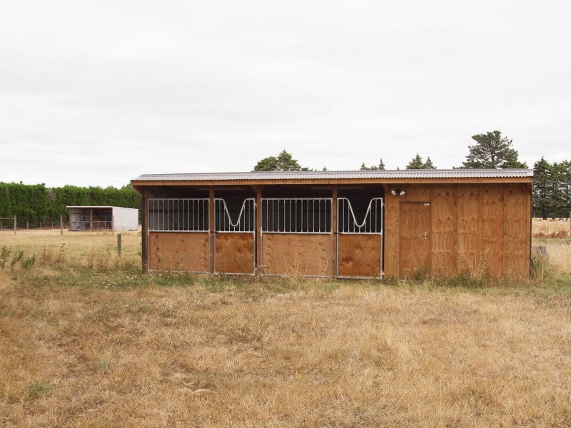 15 Knights Road, Christchurch - Carousel 2