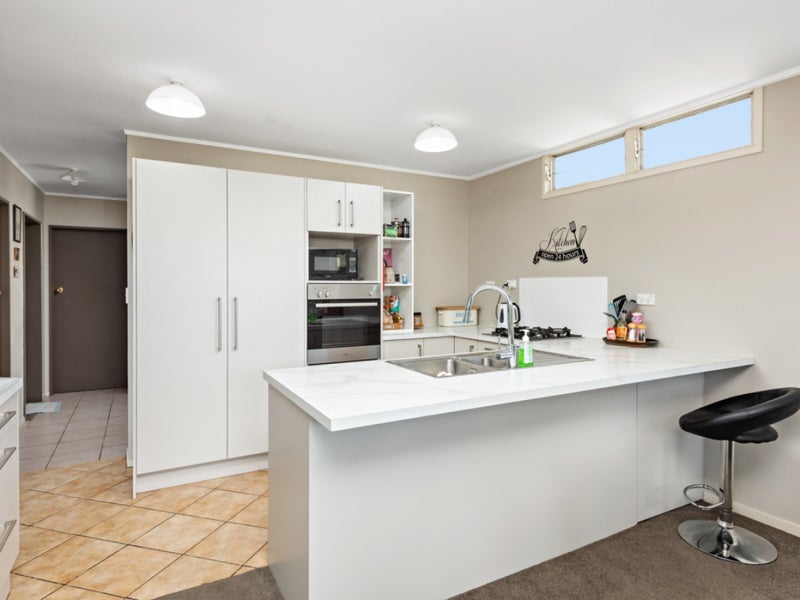 3 Mary Grace Place, Blenheim - Carousel 2