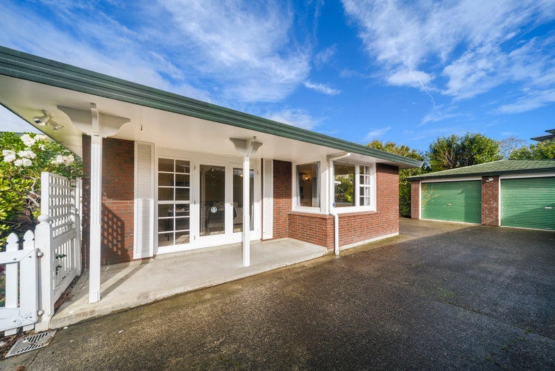 23 Redwood Grove, Hokowhitu, Palmerston North - Carousel 2