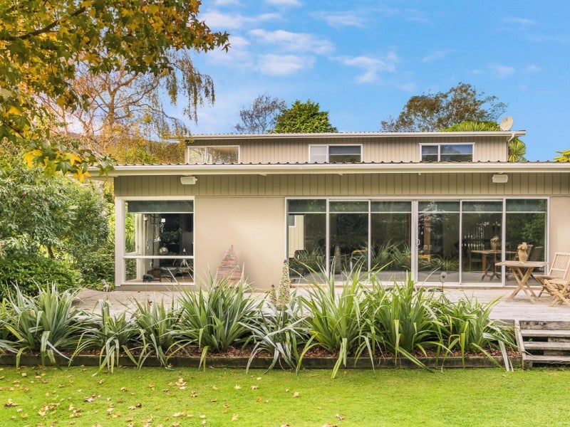 422 Te Moana Road, Waikanae - Carousel 2