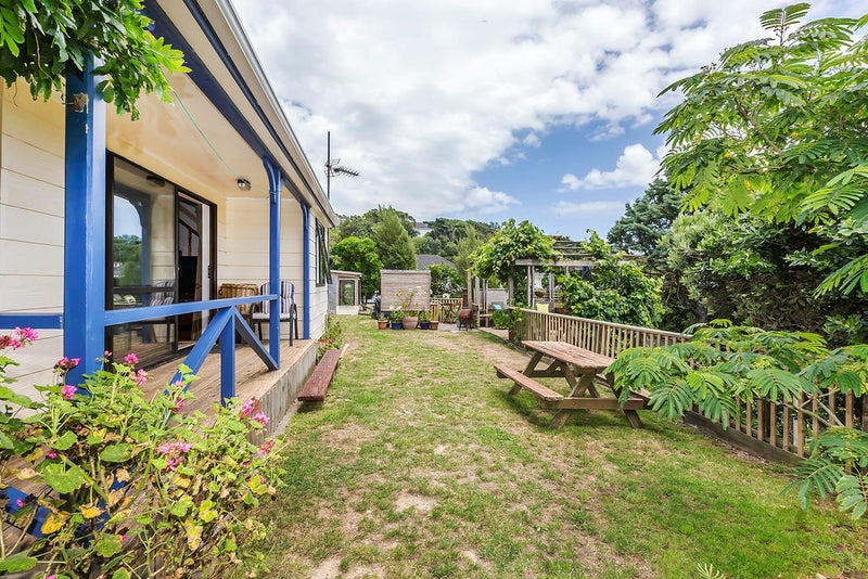 74 Black Rock Road, Newlands, Wellington - Carousel 2