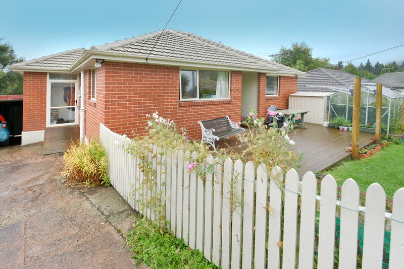 23 Dover Street, Liberton, Dunedin - Carousel 1