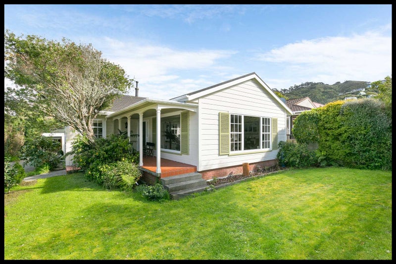 59 Delhi Crescent, Khandallah, Wellington - Carousel 2