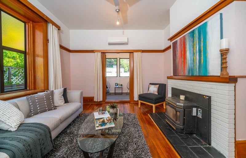 9 Nayland Street, Clifton, Christchurch - Carousel 2