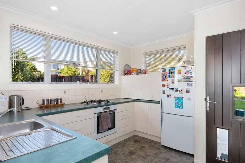 2 Mckerrow Street, Shiel Hill, Dunedin - Carousel 2