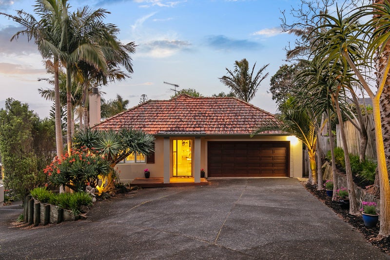 18 Tautari Street, Orakei, Auckland - Carousel 2