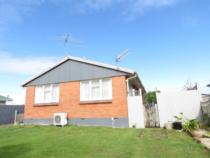 303 Conyers Street, Strathern, Invercargill - Carousel 1