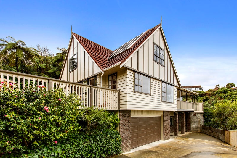 10A Rondane Place, Tirohanga, Lower Hutt - Carousel 1