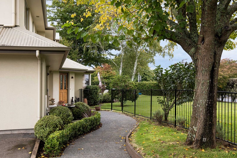 2 Orange Lane, Bethlehem, Tauranga - Carousel 2