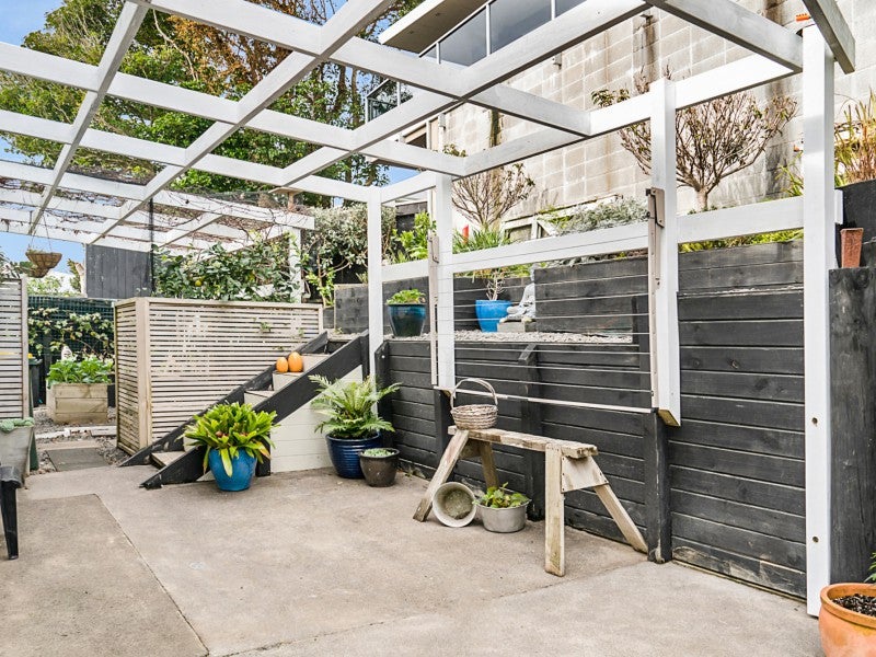 7 Burns Street, Westown, New Plymouth - Carousel 18