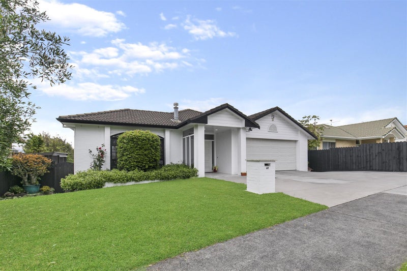 67 Edendale Road, Somerville, Manukau - Carousel 1