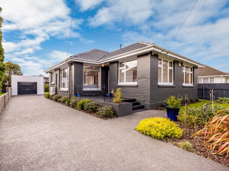 18 Frederick Street, Avalon, Lower Hutt - Carousel 1