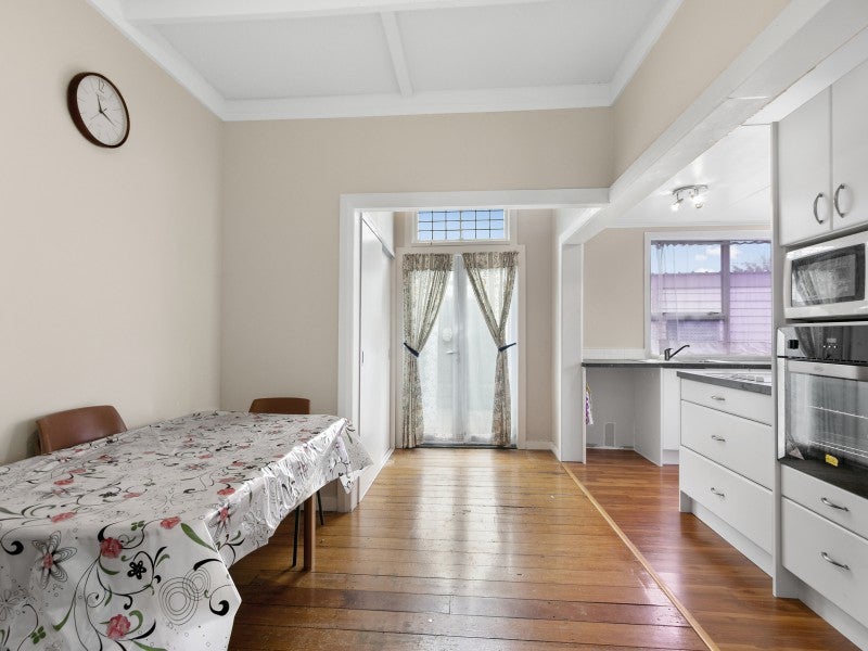 1/16 Merton Street, Trentham, Upper Hutt - Carousel 2