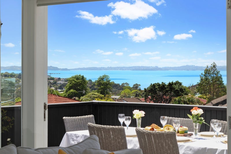 92A Sandspit Road, Shelly Park, Auckland - Carousel 1