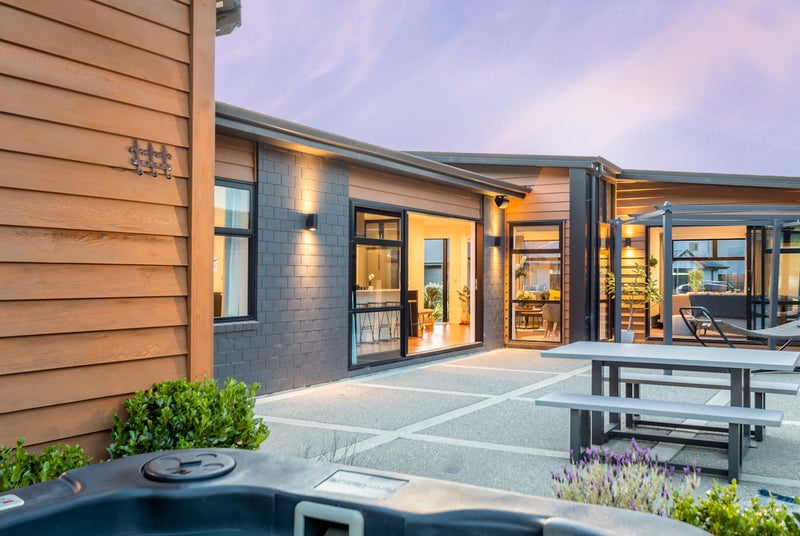 38 Risinghurst Terrace, Lower Shotover, Queenstown - Carousel 2