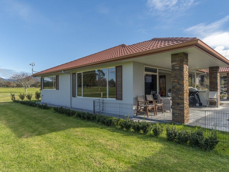 2 Turnberry Close, Katikati - Carousel 26