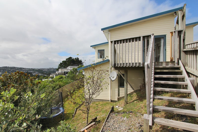 7B Marjory Close, Broadmeadows, Wellington - Carousel 1