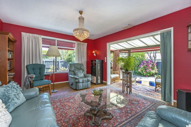 2/10 Karen Lane, Beckenham, Christchurch - Carousel 2