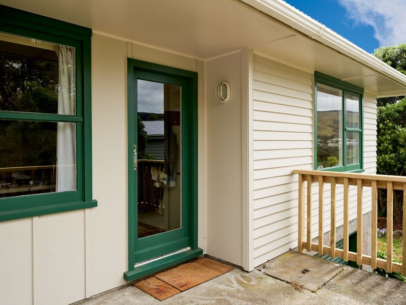 10 Kapekape Place, Pukerua Bay, Porirua - Carousel 2