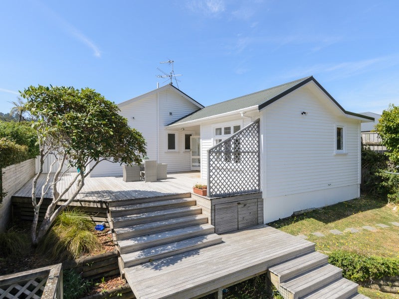 54 Colway Street, Ngaio, Wellington - Carousel 2