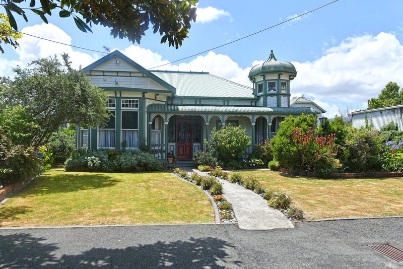43 Ward Street, Trentham, Upper Hutt - Carousel 1