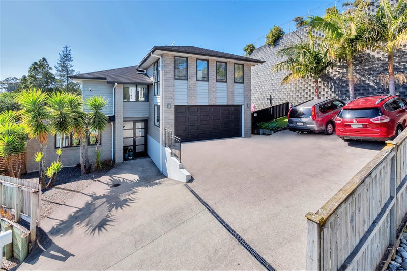 2 Viridian Lane, Greenhithe, Auckland - Carousel 1