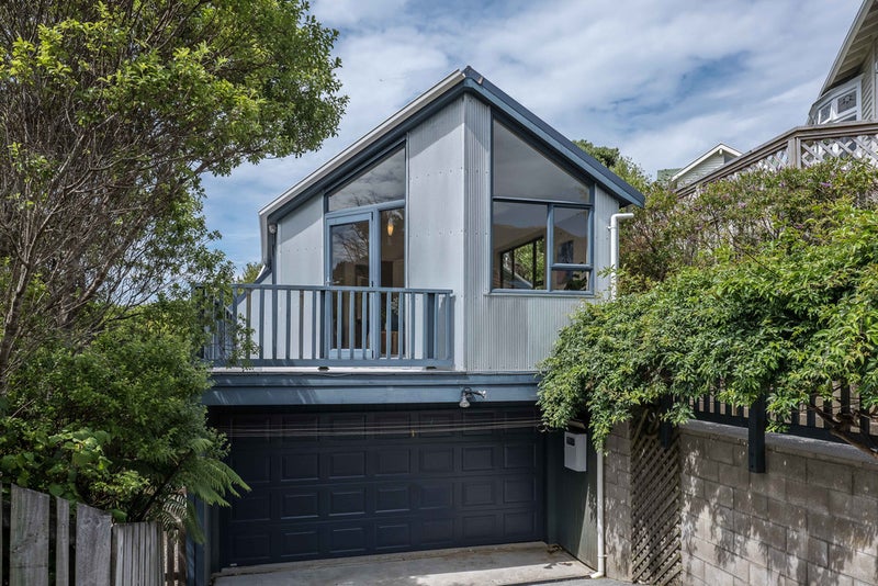 8A Karamu Street, Ngaio, Wellington - Carousel 1