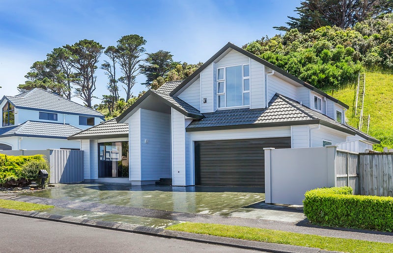 6 Forsyth Grove, Brooklyn, Wellington - Carousel 1