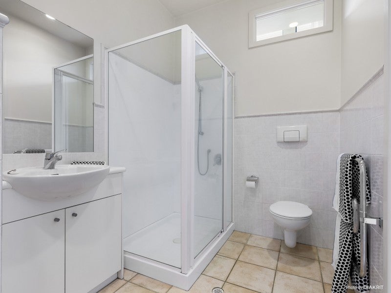 9/28 Hobson Street, Thorndon, Wellington - Carousel 9