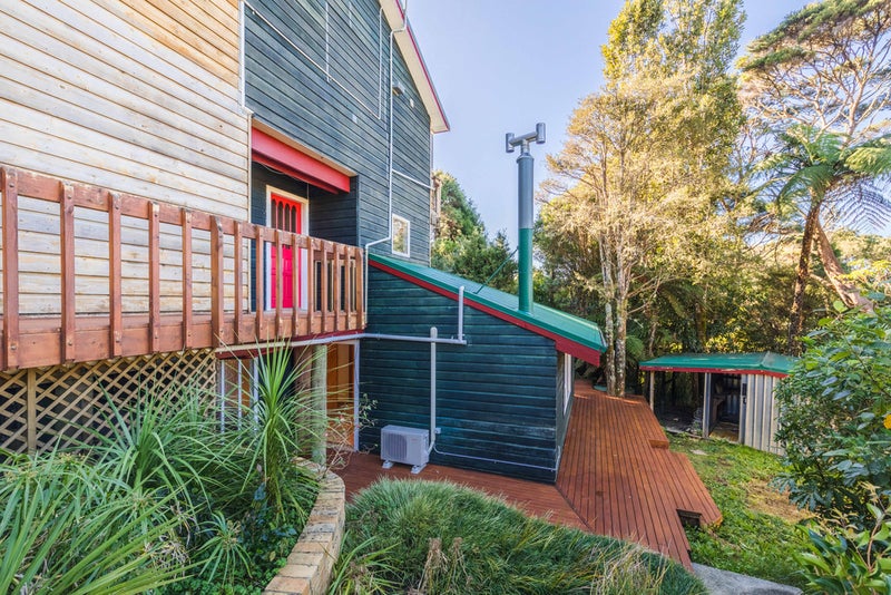 731 Scenic Drive, Henderson Valley, Auckland - Carousel 26