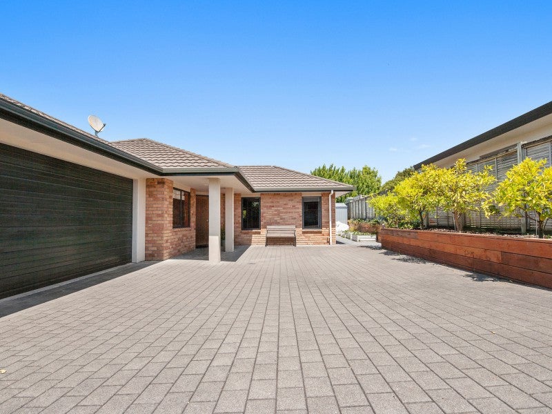 2/6 Woburn Place, Nukuhau, Taupō - Carousel 1