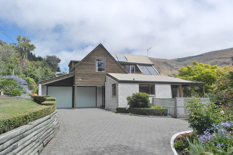 28 Evans Pass Road, Sumner, Christchurch - Carousel 1