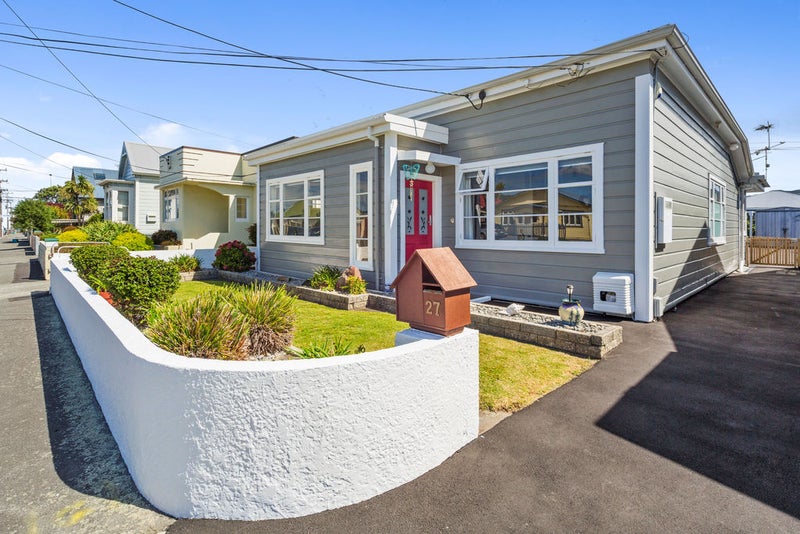 27 William Street, Petone, Lower Hutt - Carousel 1