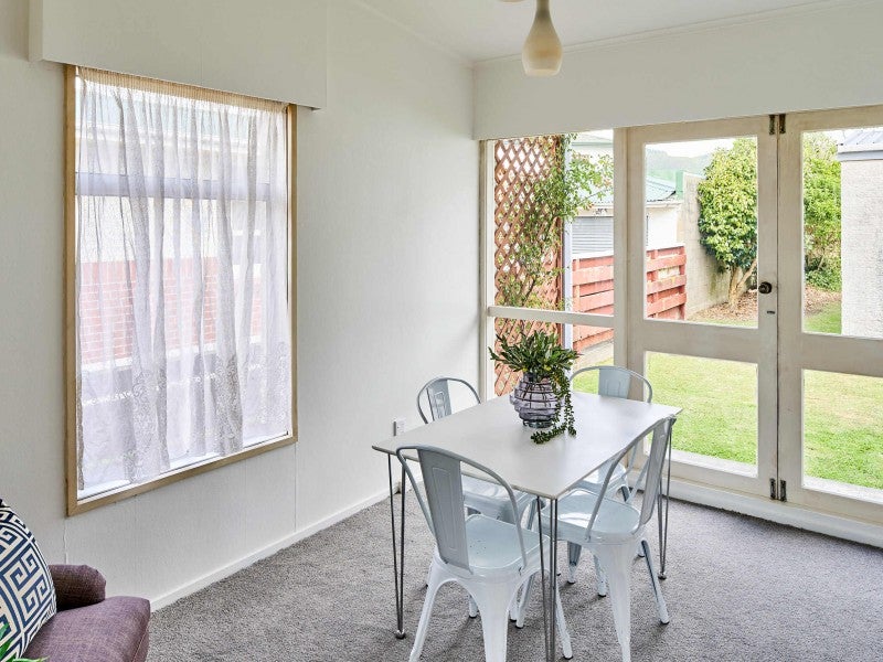 11 Rosebank Avenue, Avalon, Lower Hutt - Carousel 2