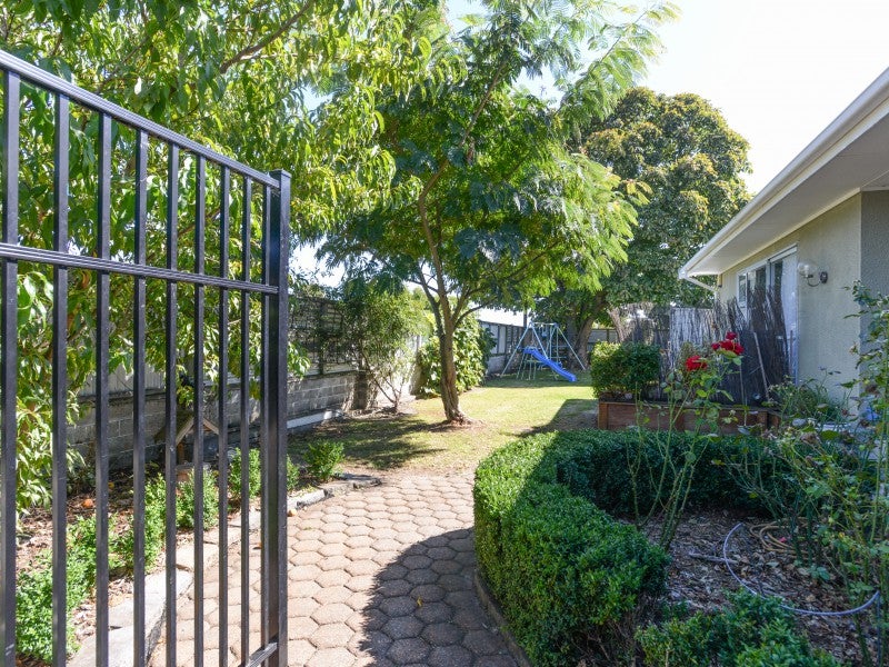 700 Elm Road, Akina, Hastings - Carousel 1