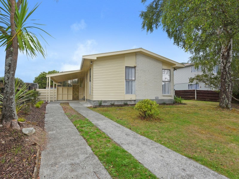 3 Tacoma Drive, Totara Park, Upper Hutt - Carousel 16