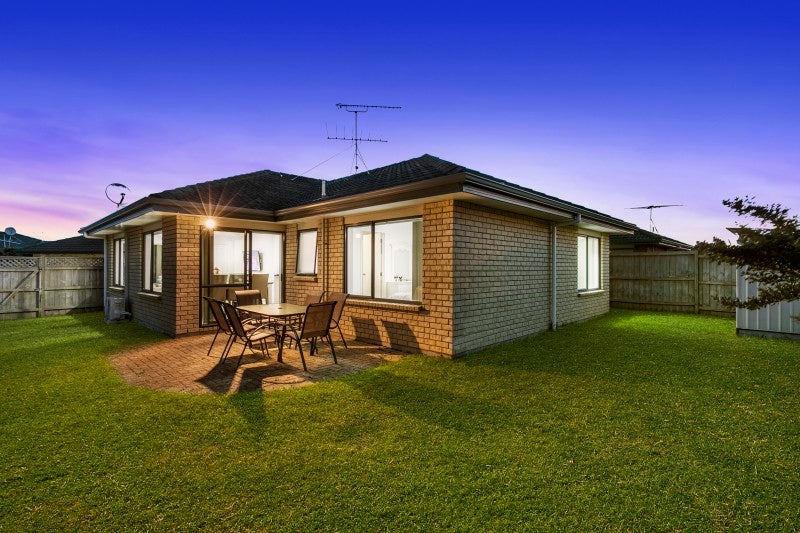 10 Stellata Court, Randwick Park, Auckland - Carousel 2