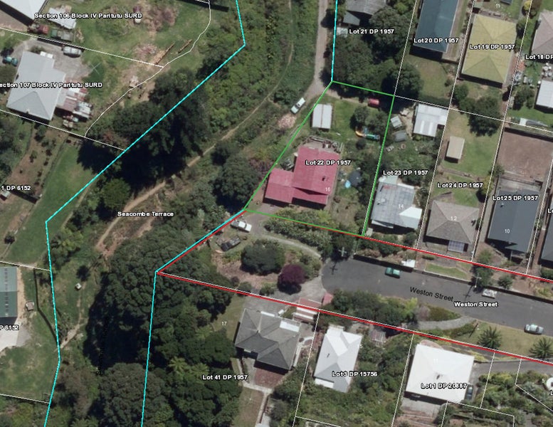 16 Weston Street, Moturoa, New Plymouth - Carousel 6