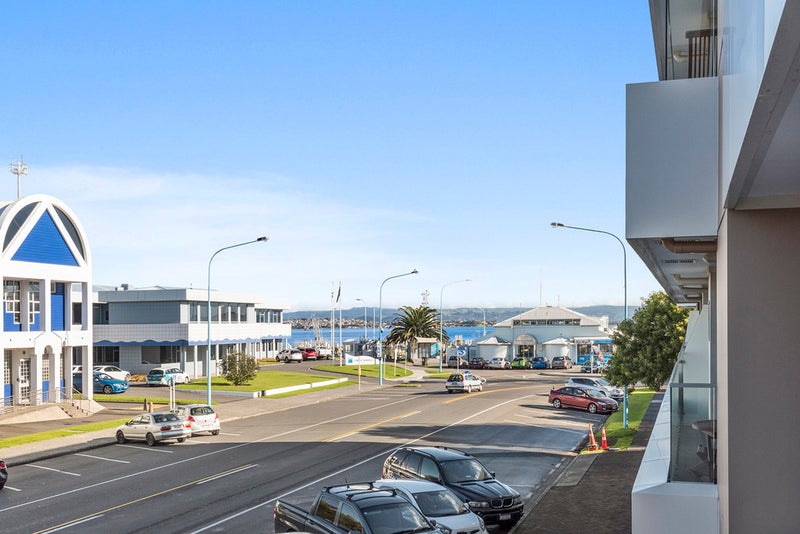 36 Victoria Road, Mount Maunganui, Mount Maunganui - Carousel 21