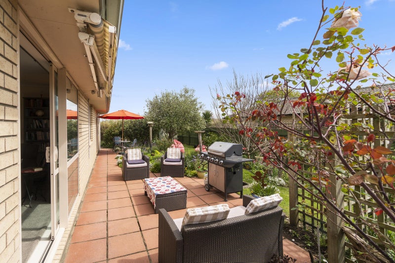 11 Raabia Close, Parakai, Helensville - Carousel 2