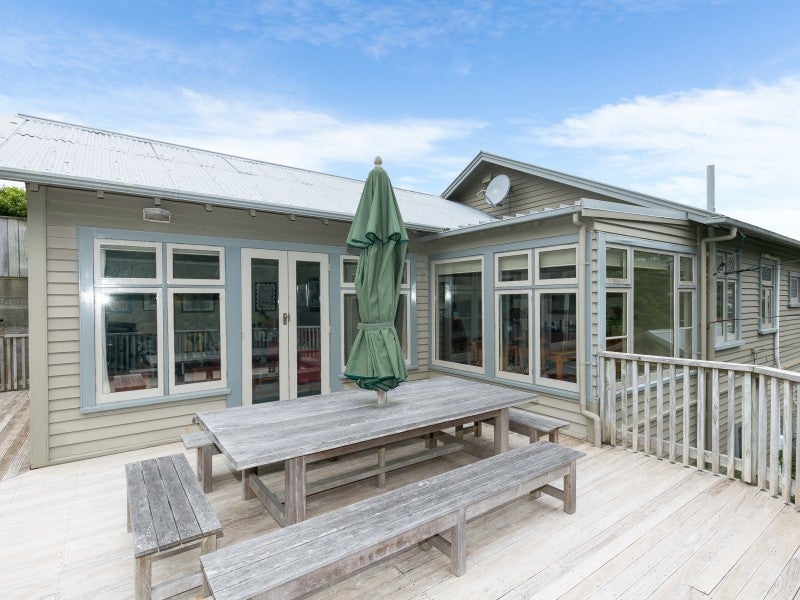 48 Chamberlain Road, Karori, Wellington - Carousel 2
