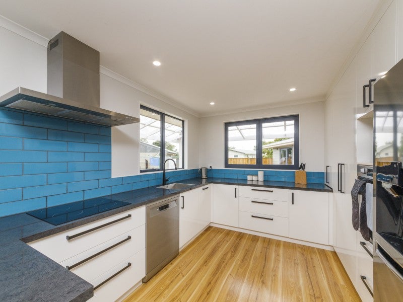 26 Saturn Crescent, Milson, Palmerston North - Carousel 2