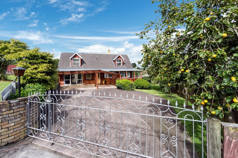 18 Waari Avenue, Sunnyvale, Auckland - Carousel 2