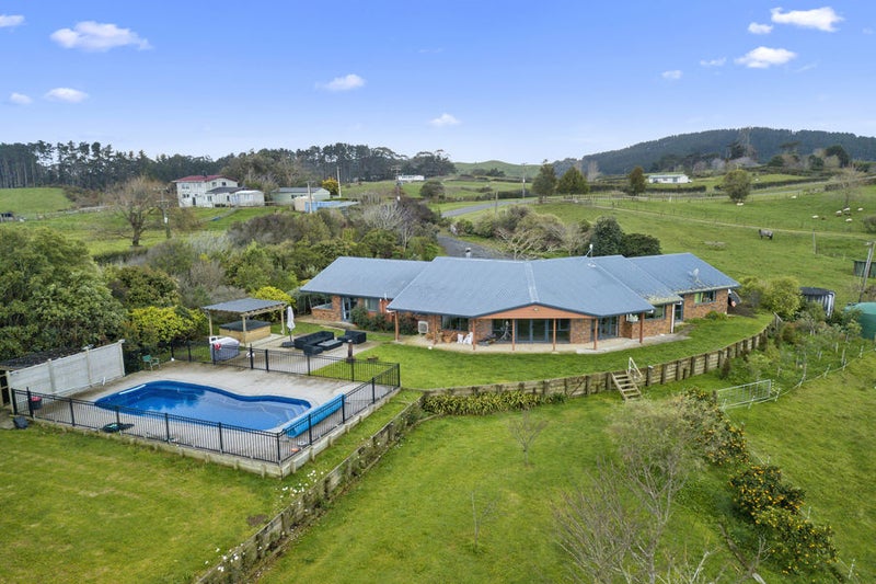 43 Ruahine Road, Waerenga - Carousel 2
