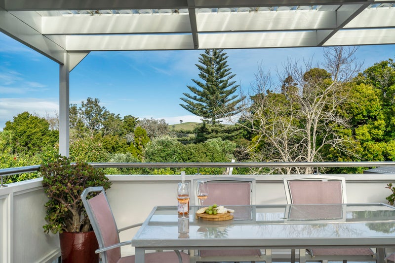 5 Te Pene Road, Maraetai, Auckland - Carousel 1