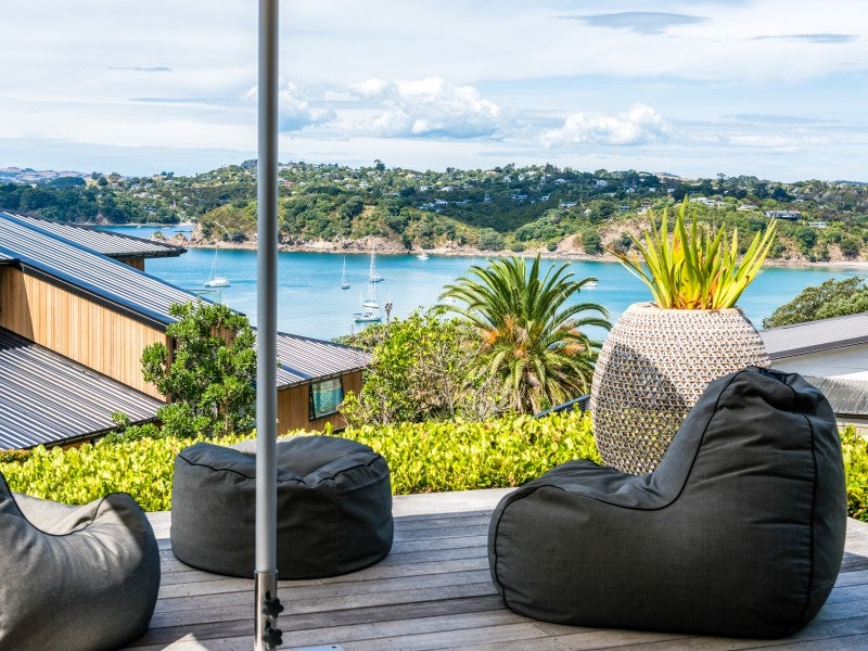 56 Tiri Road, Oneroa, Waiheke Island - Carousel 1