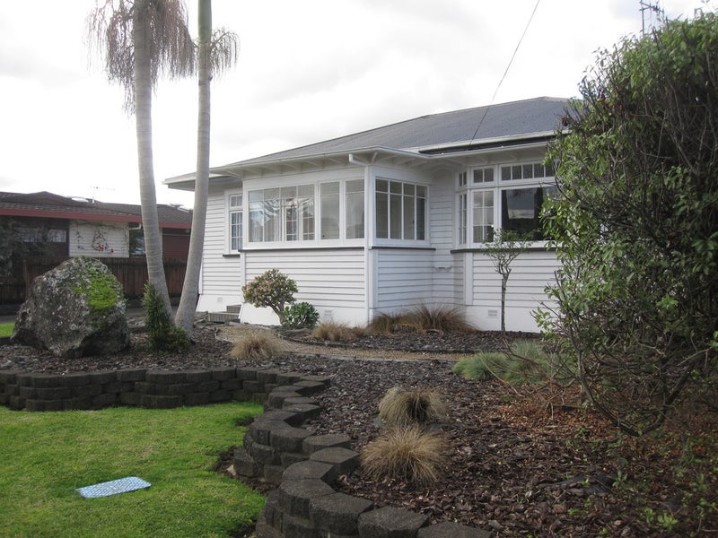 16 Wallace Street, Regent, Whangarei - Carousel 2