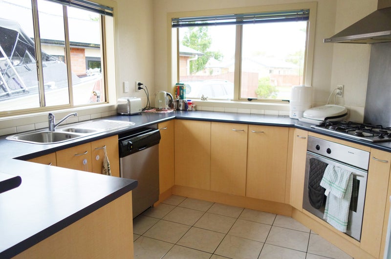 37 Catalina Drive, Melville, Hamilton - Carousel 2